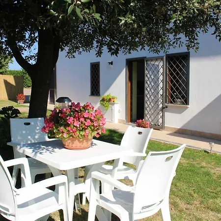 Il Roseto Di Daniela Frühstückspension 4*